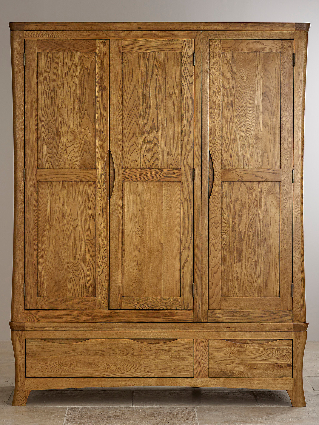 Orrick Rustic Solid Oak Triple Wardrobe | Bedroom Furniture