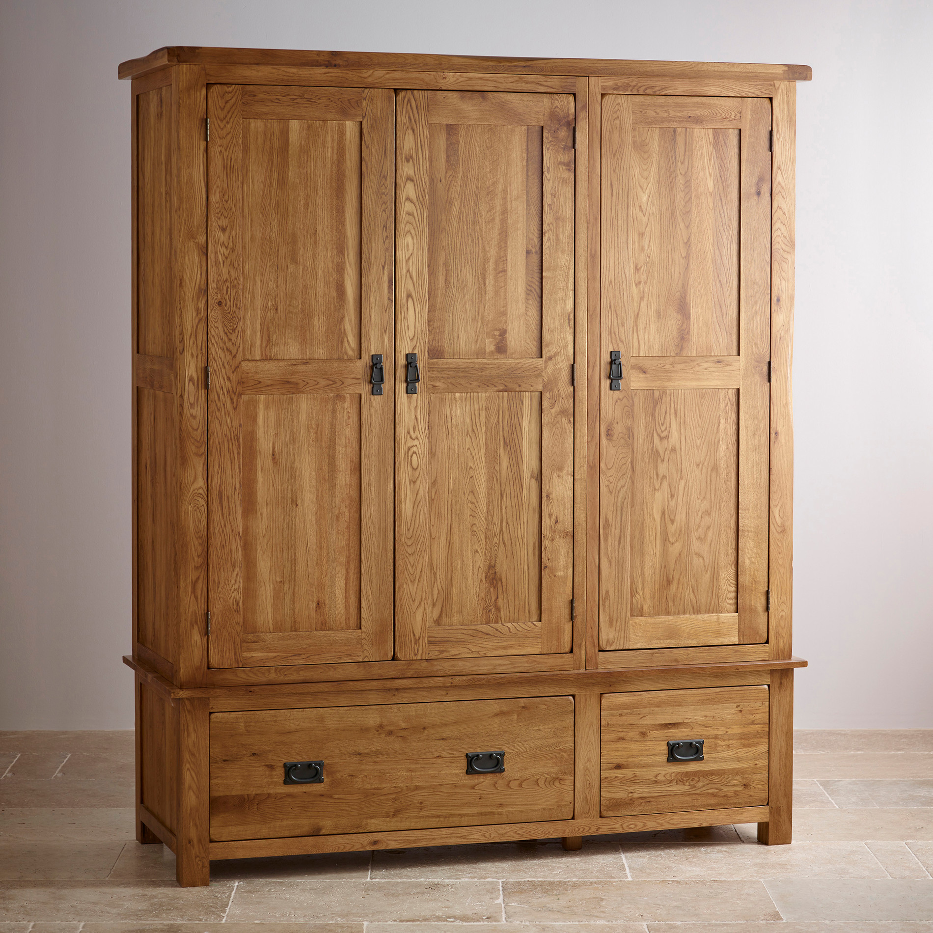 Original Rustic Solid Oak Triple Wardrobe Bedroom Furniture