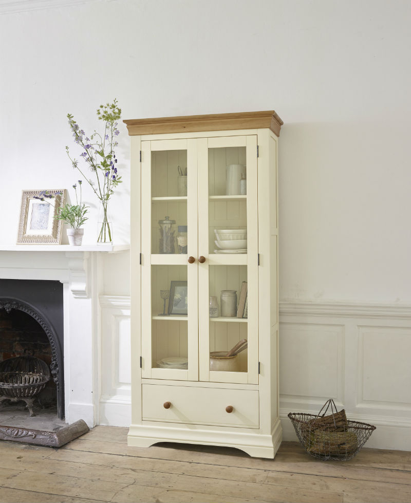 The Country Cottage Style for Home Inspiration by Oak Furnitureland ...