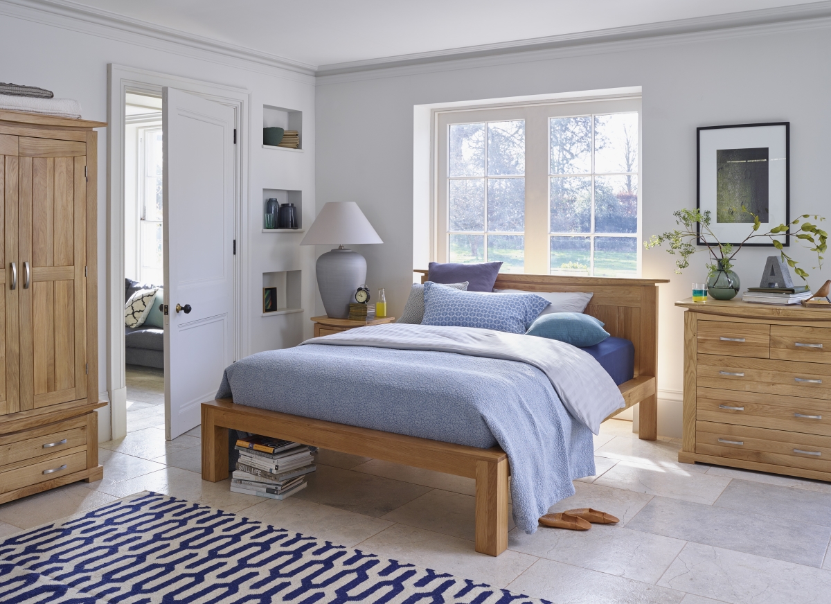 bedroom furniture arrangement images
