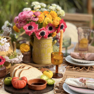 Bright and beautiful summery tablescape.