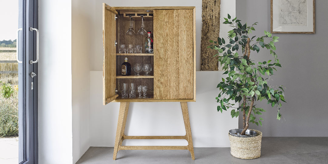 How To Style Your Drinks Cabinet By Kimberly Duran The Oak