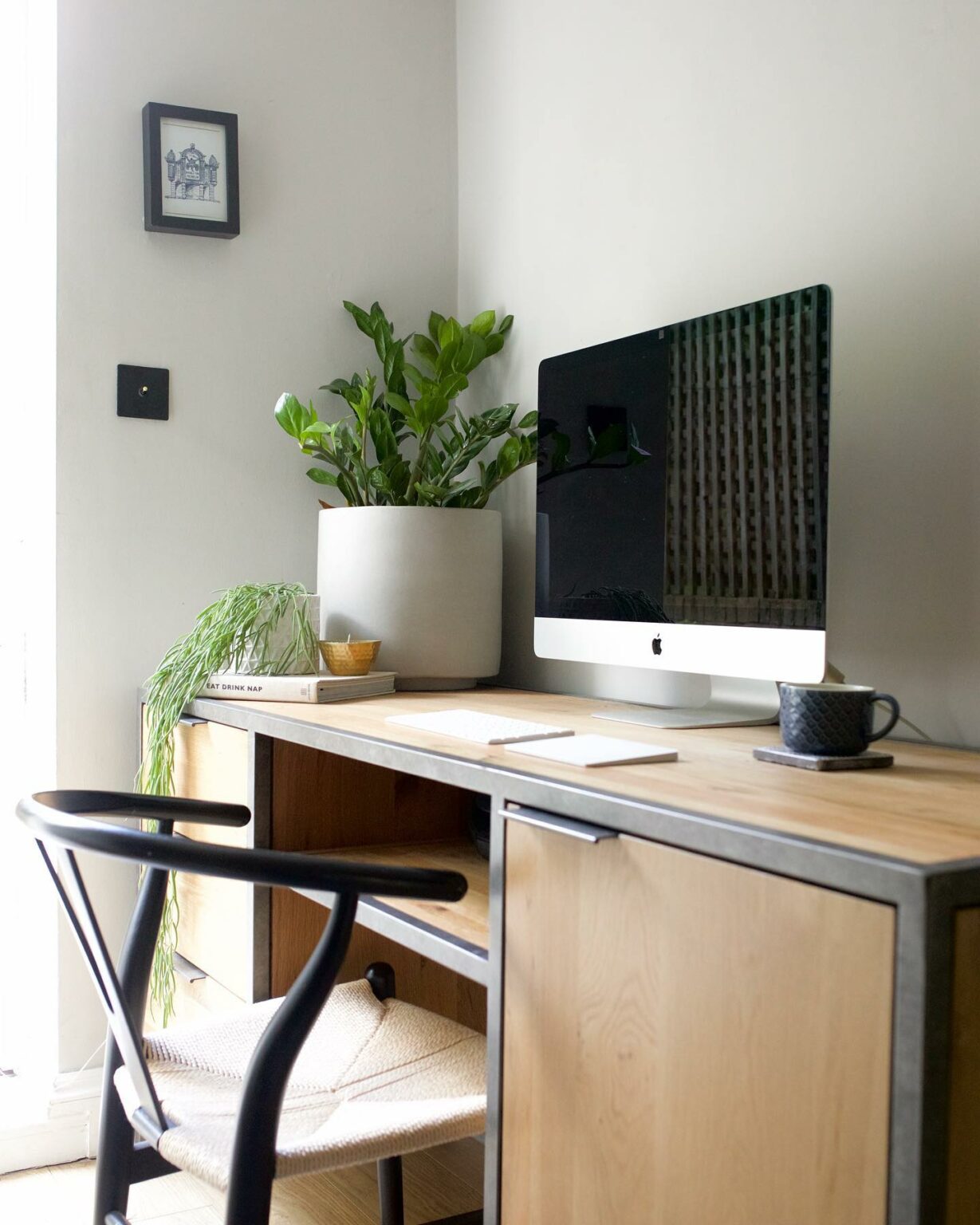 How to create a home office in a small space | The Oak Furnitureland Blog