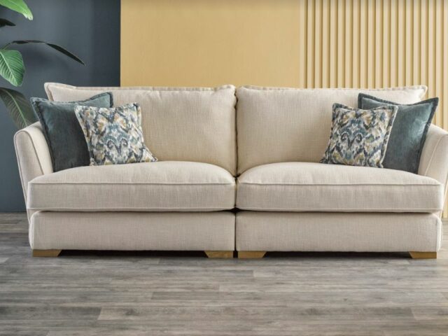 What’s the Difference Between a Sofa and a Loveseat?